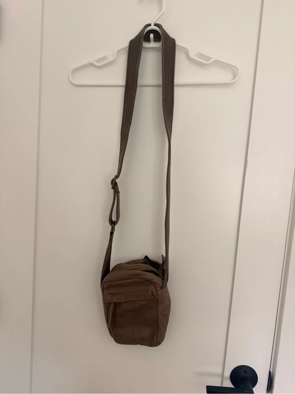 J.Crew Compact Brown Leather Crossbody Bag
